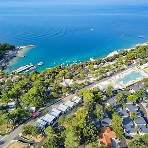 3* Kompleks wypoczynkowy Mobile Homes Mediteran Campsite