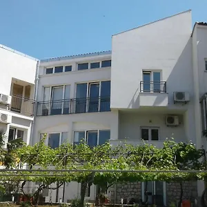 Apartman Maric, Selce
